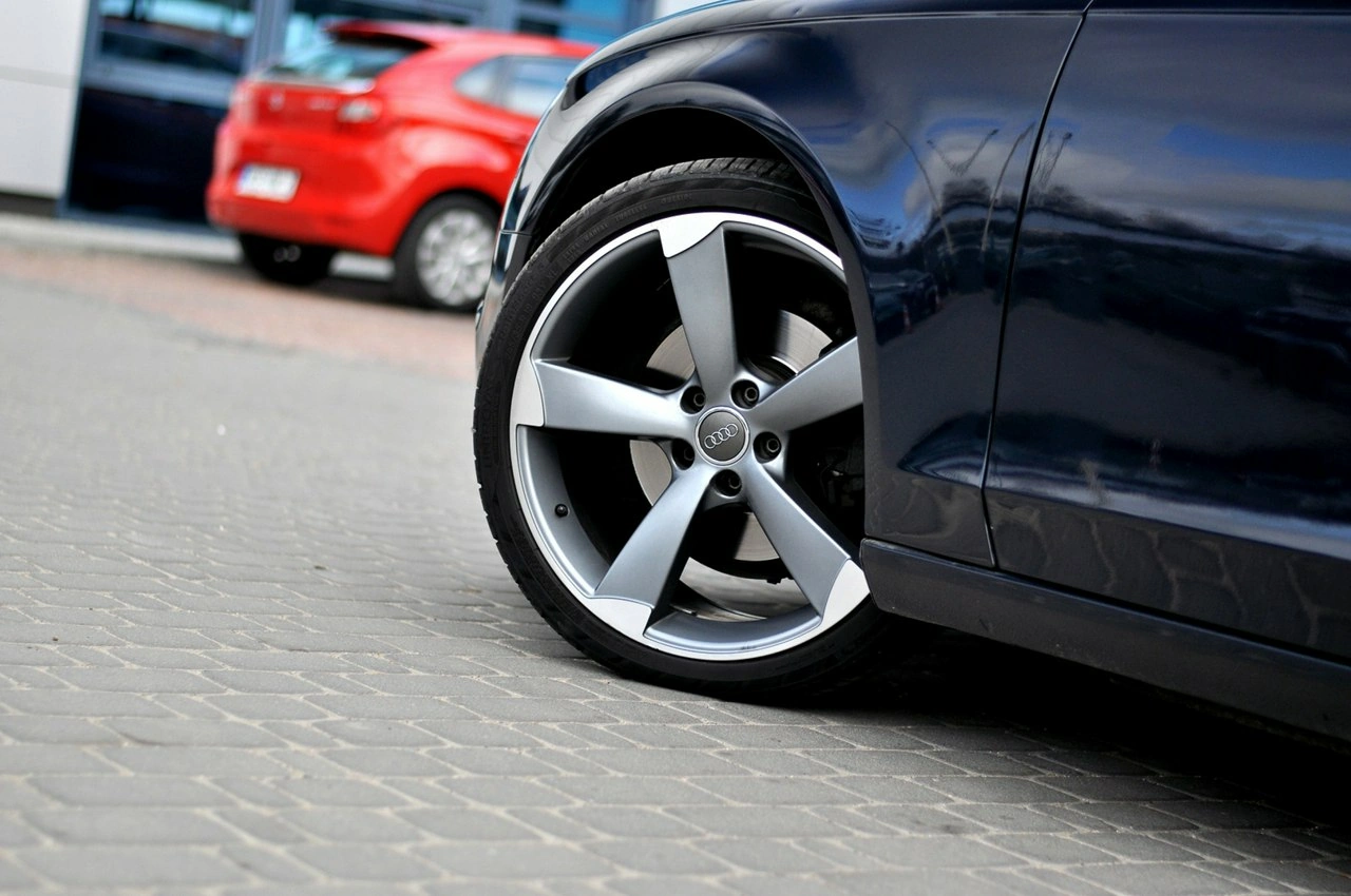 Audi A4 - Zdjęcie 31
