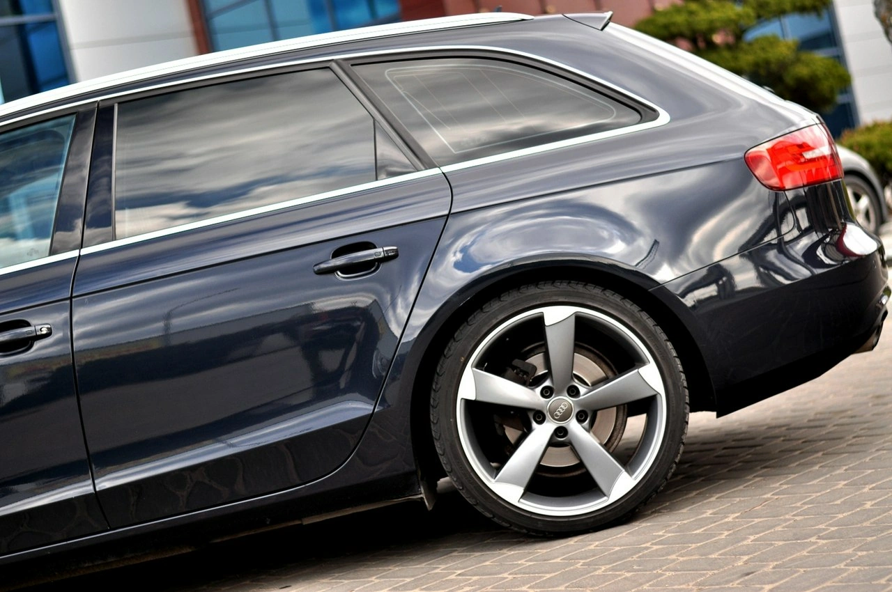 Audi A4 - Zdjęcie 33