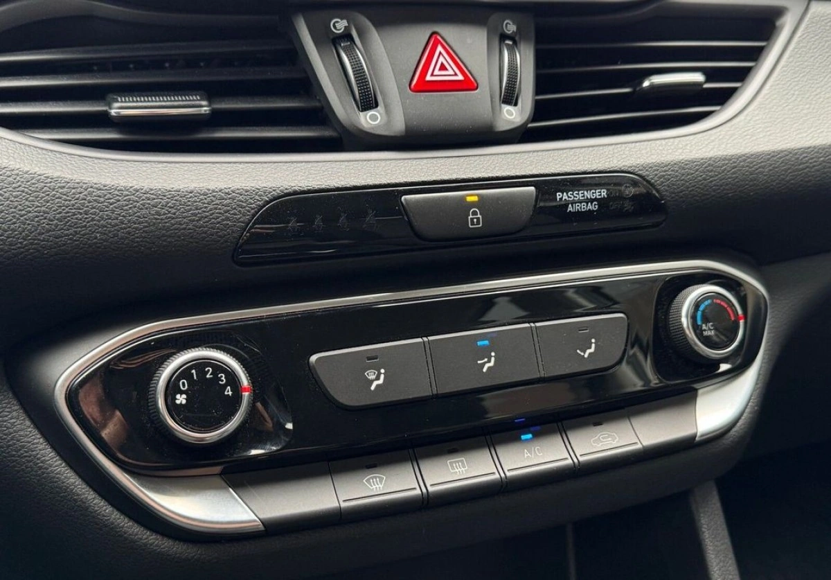 Hyundai i30 - Zdjęcie 18