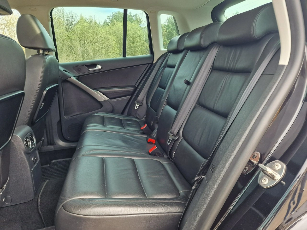 Volkswagen Tiguan - Zdjęcie 17