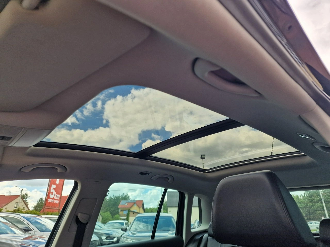 Volkswagen Tiguan - Zdjęcie 33