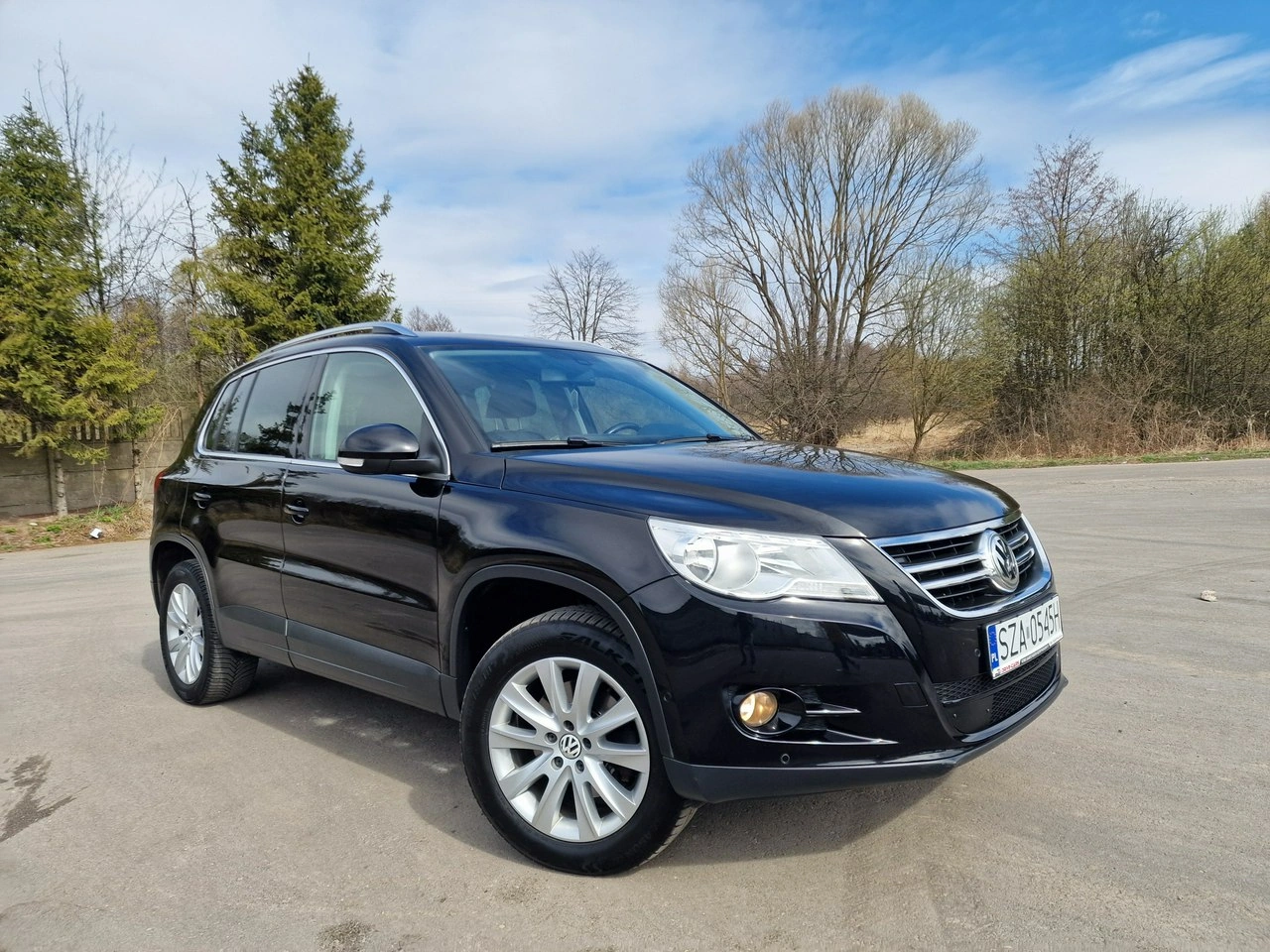 Volkswagen Tiguan - Główne zdjęcie