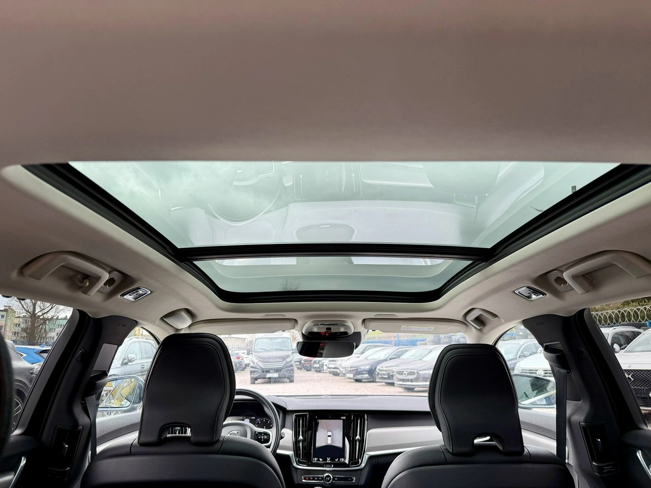 Volvo V90 - Zdjęcie 17