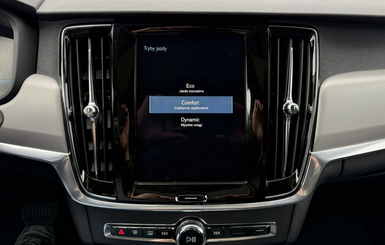 Volvo V90 - Zdjęcie 31