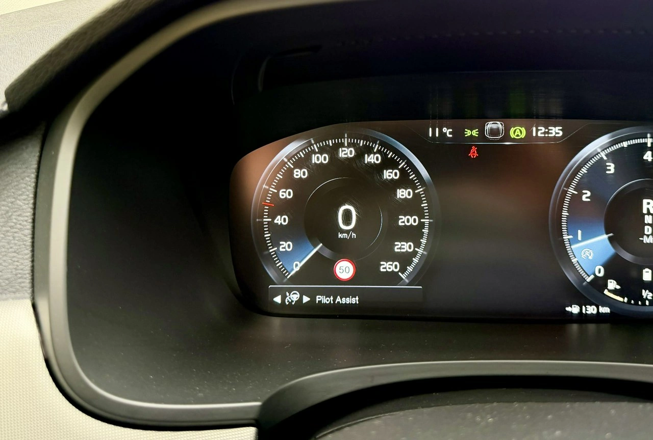 Volvo V90 - Zdjęcie 35