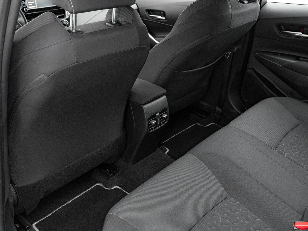 Toyota Corolla - Zdjęcie 23