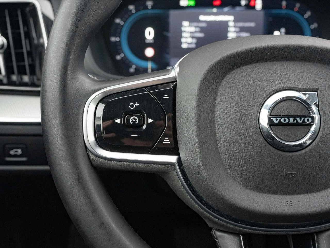 Volvo XC 60 - Zdjęcie 15