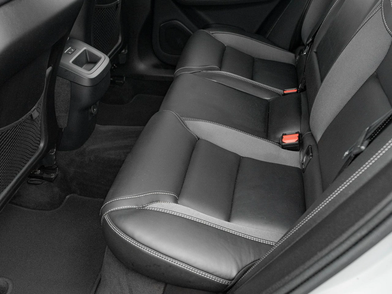 Volvo XC 60 - Zdjęcie 24