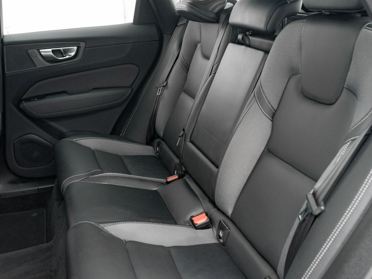 Volvo XC 60 - Zdjęcie 25