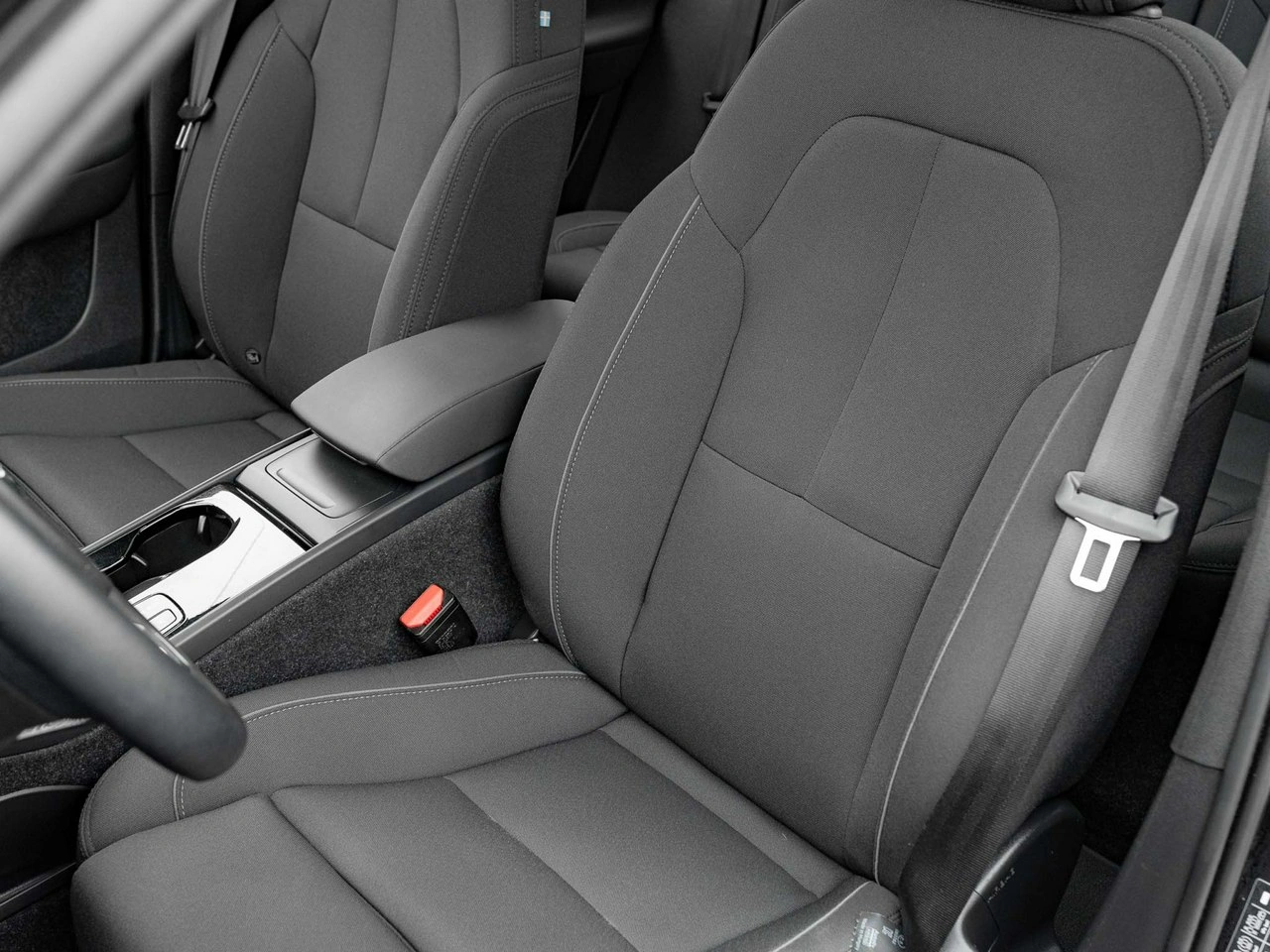 Volvo XC 40 - Zdjęcie 12