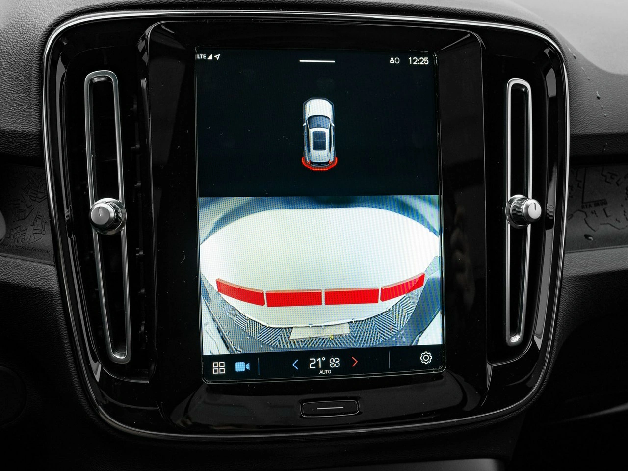 Volvo XC 40 - Zdjęcie 20