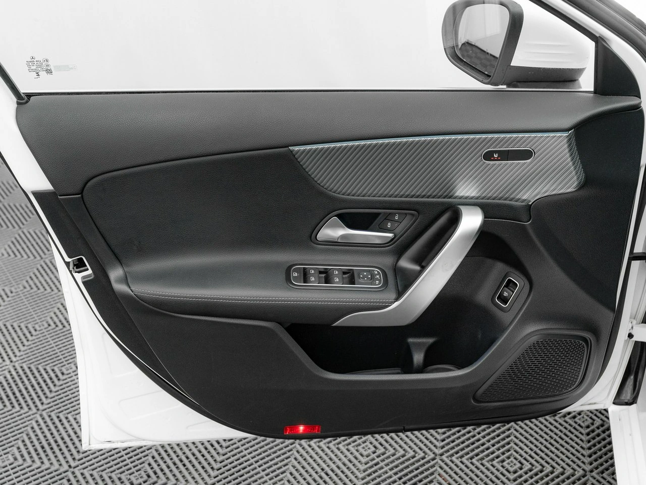 Mercedes A 200 - Zdjęcie 9