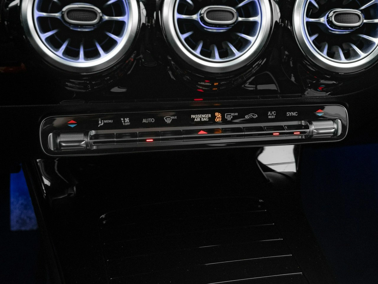 Mercedes A 200 - Zdjęcie 14