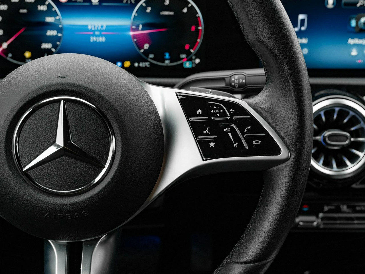 Mercedes A 200 - Zdjęcie 15