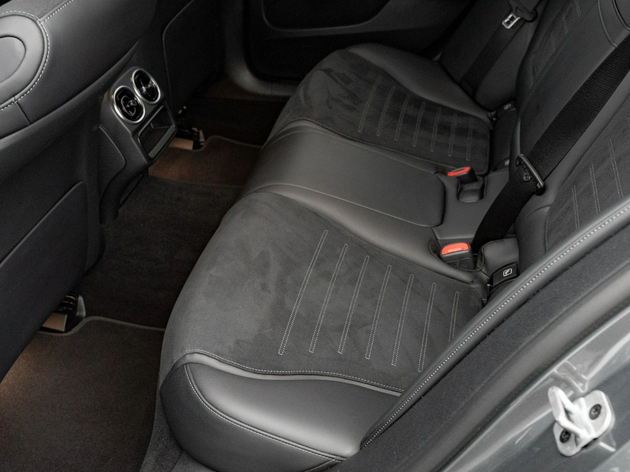 Mercedes C 220 - Zdjęcie 23