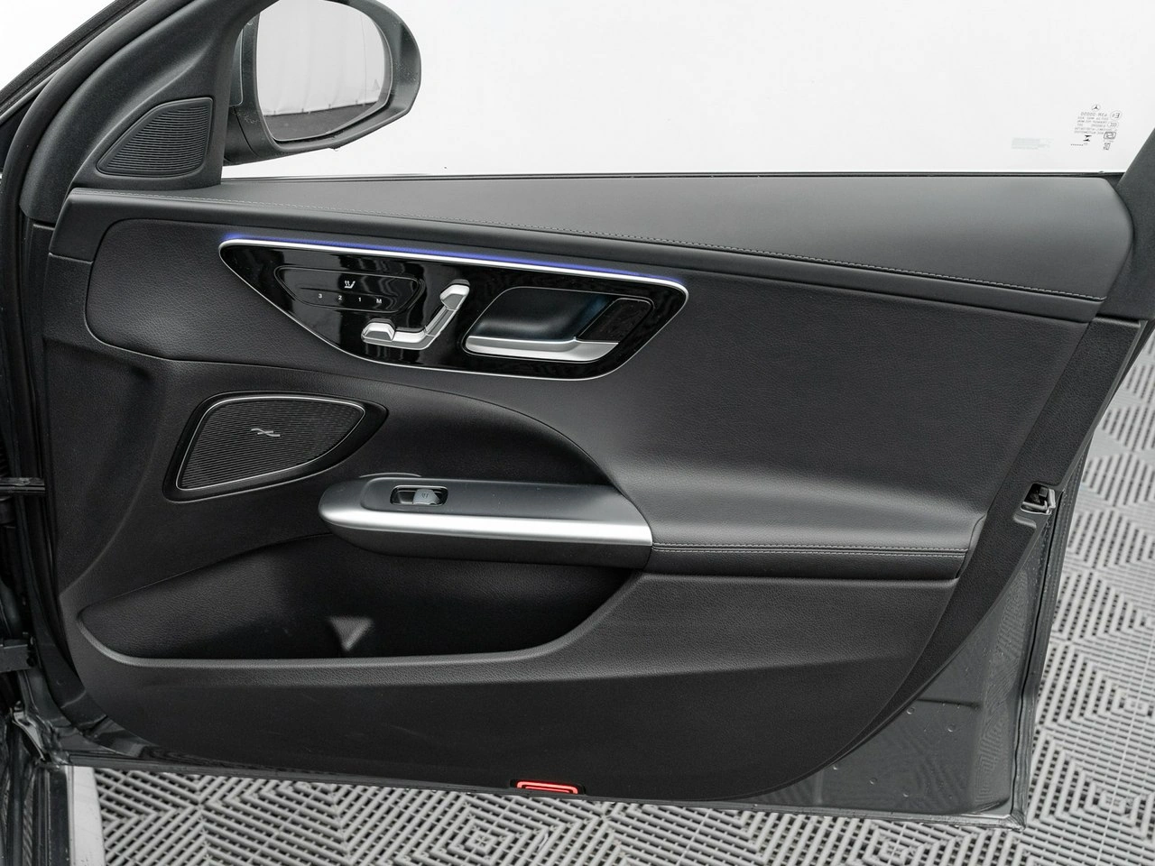 Mercedes C 220 - Zdjęcie 29