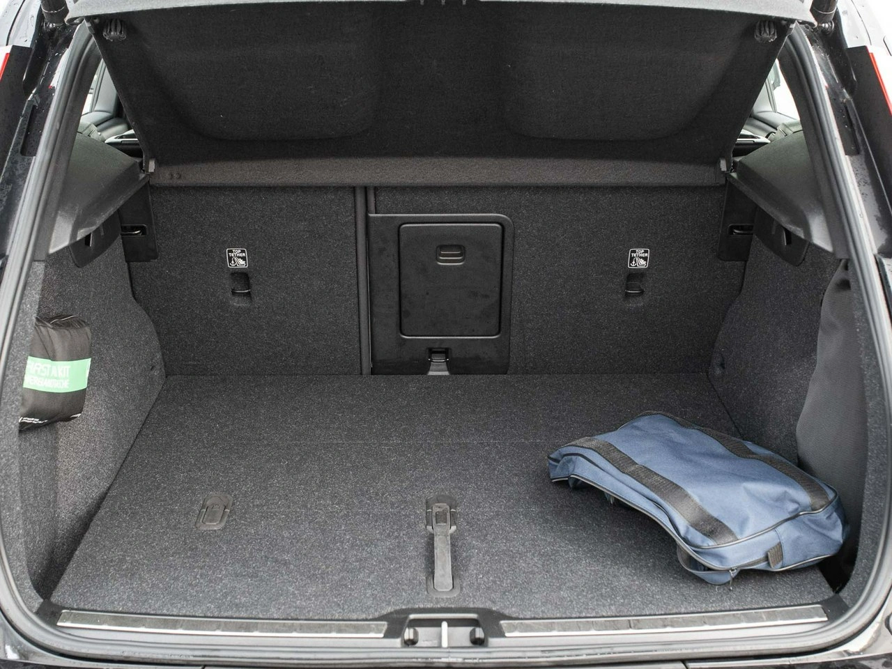 Volvo XC 40 - Zdjęcie 26