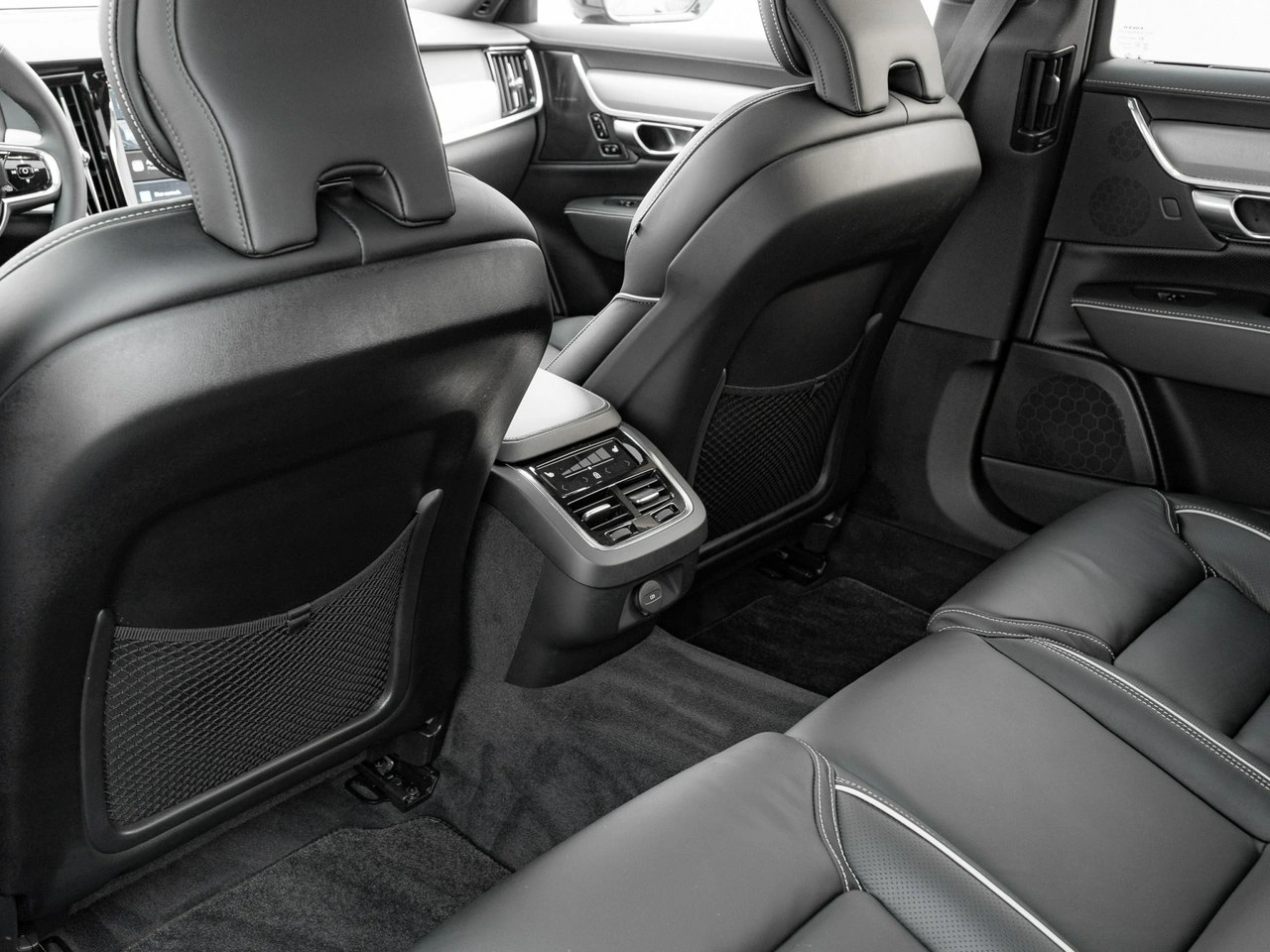 Volvo S90 - Zdjęcie 23