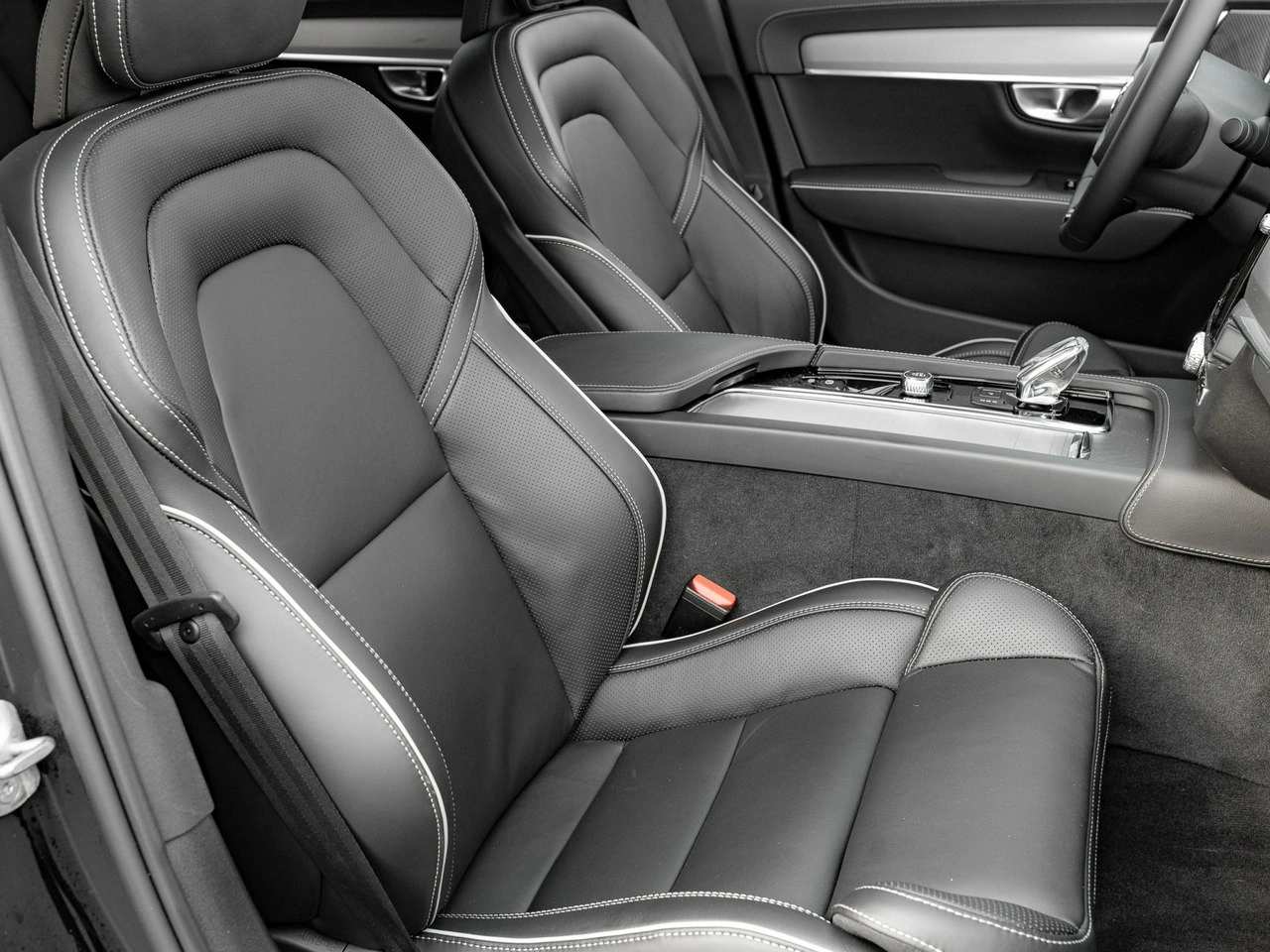 Volvo S90 - Zdjęcie 32