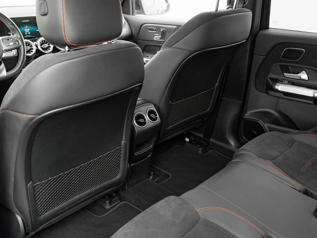 Mercedes EQB - Zdjęcie 22