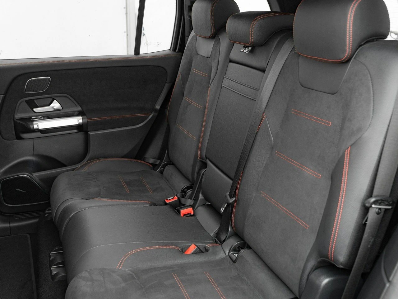 Mercedes EQB - Zdjęcie 24