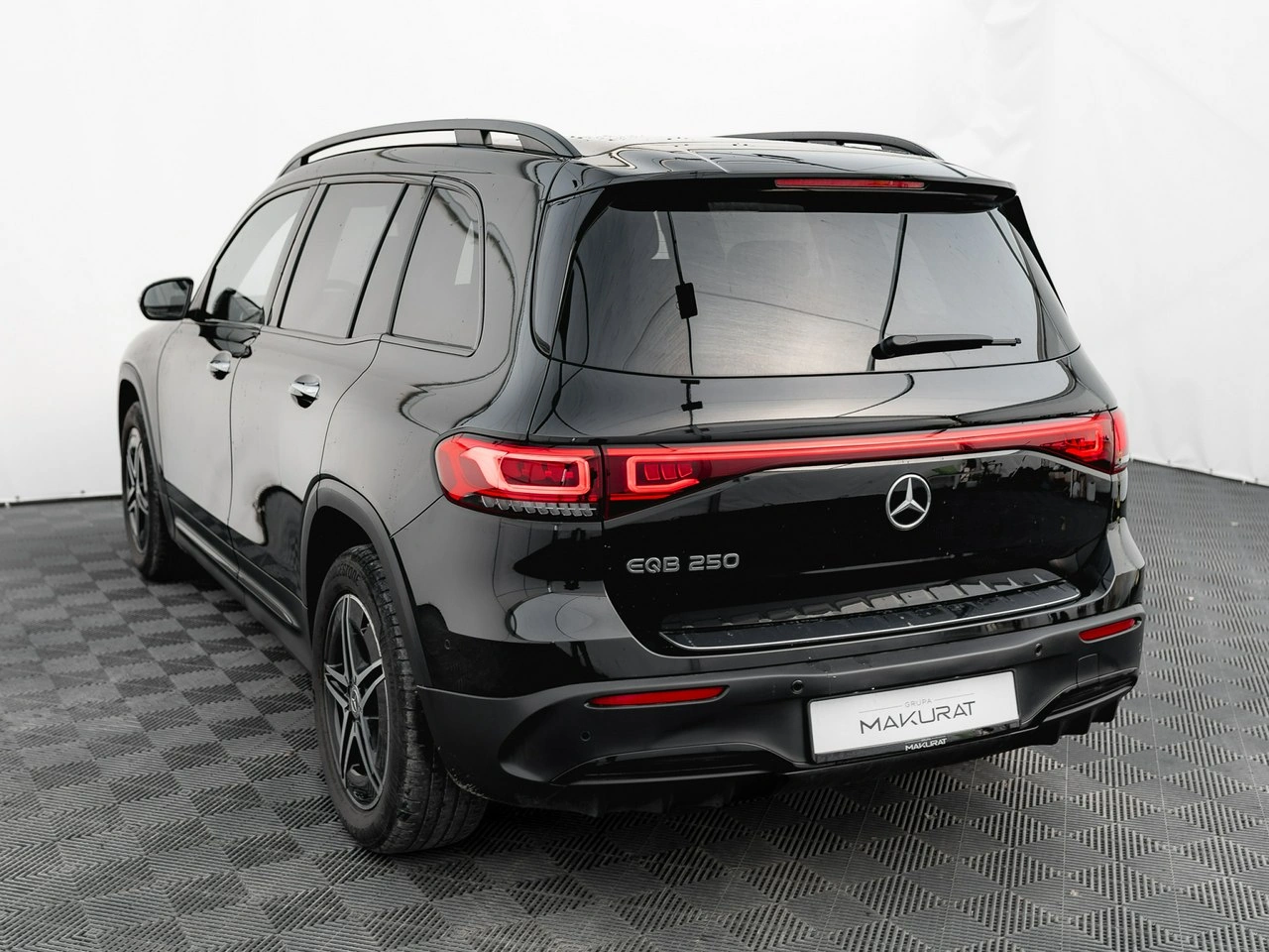 Mercedes EQB - Zdjęcie 3