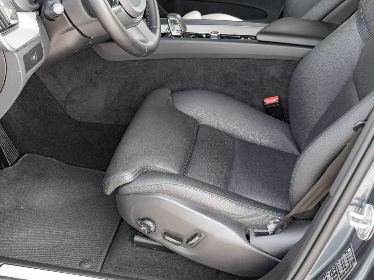 Volvo XC 60 - Zdjęcie 12