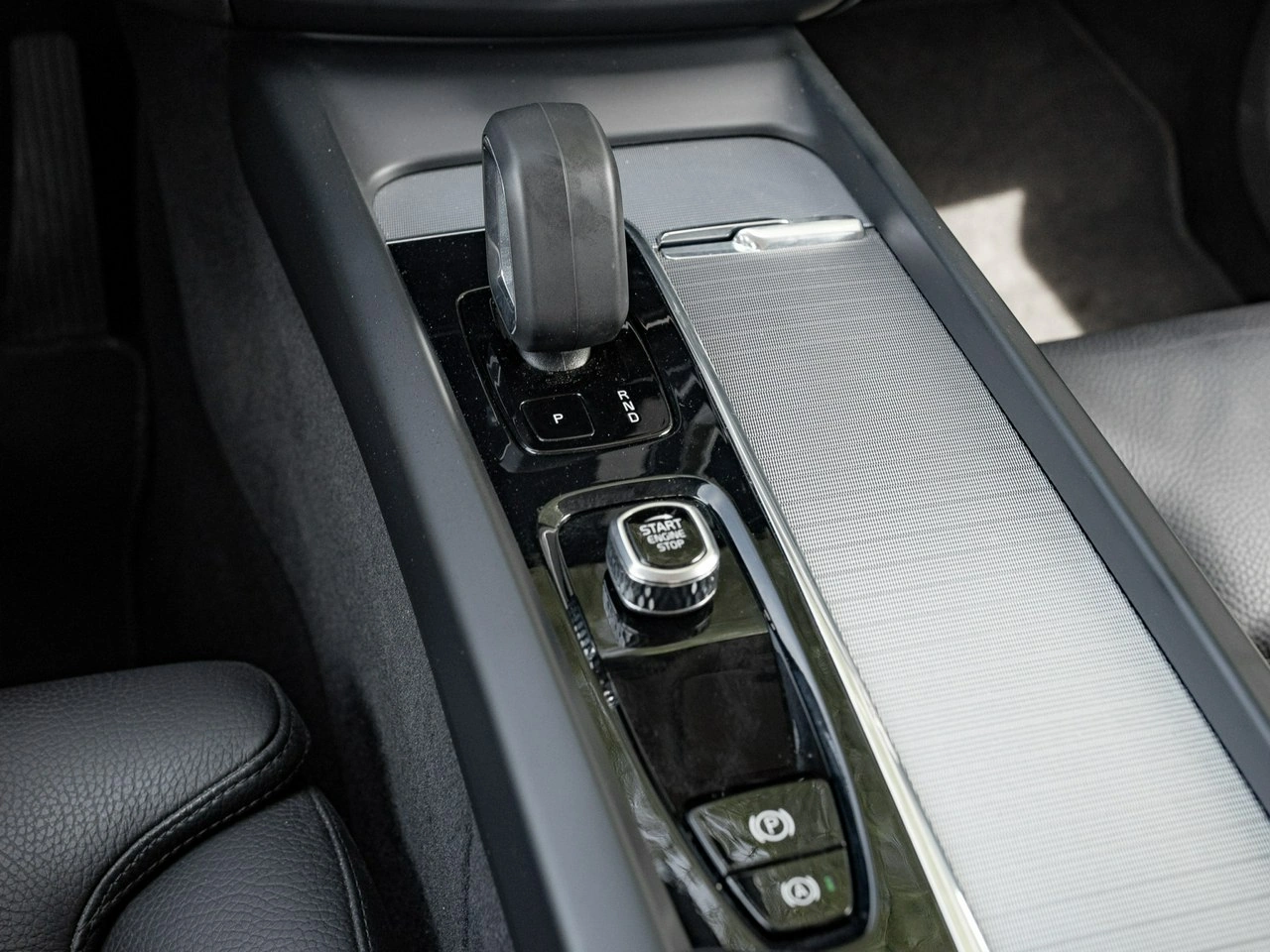 Volvo XC 60 - Zdjęcie 17