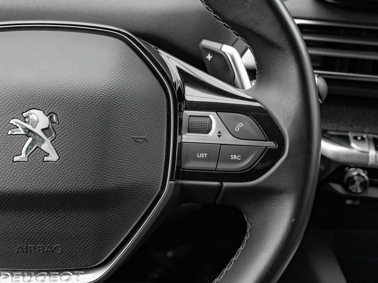 Peugeot 3008 - Zdjęcie 16