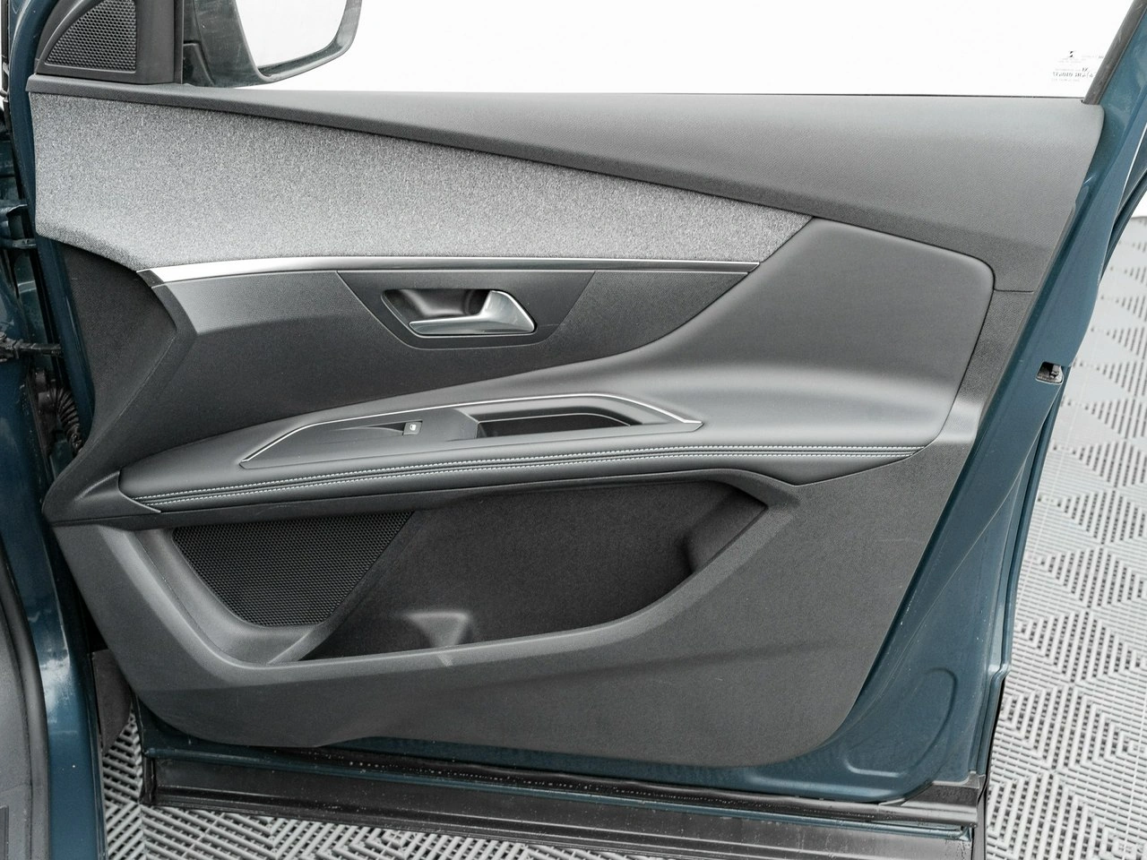 Peugeot 3008 - Zdjęcie 29