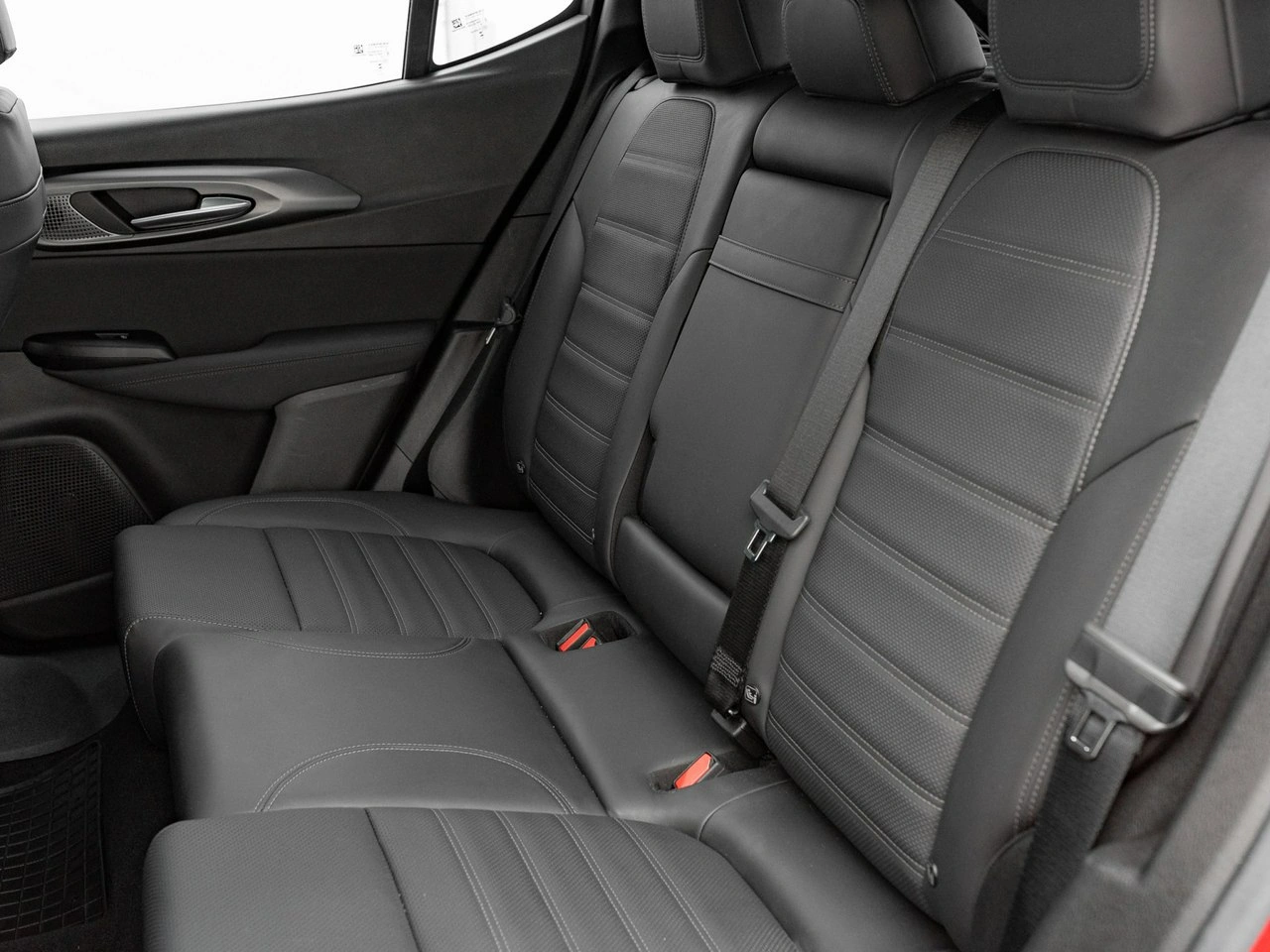 Alfa Romeo Tonale - Zdjęcie 26