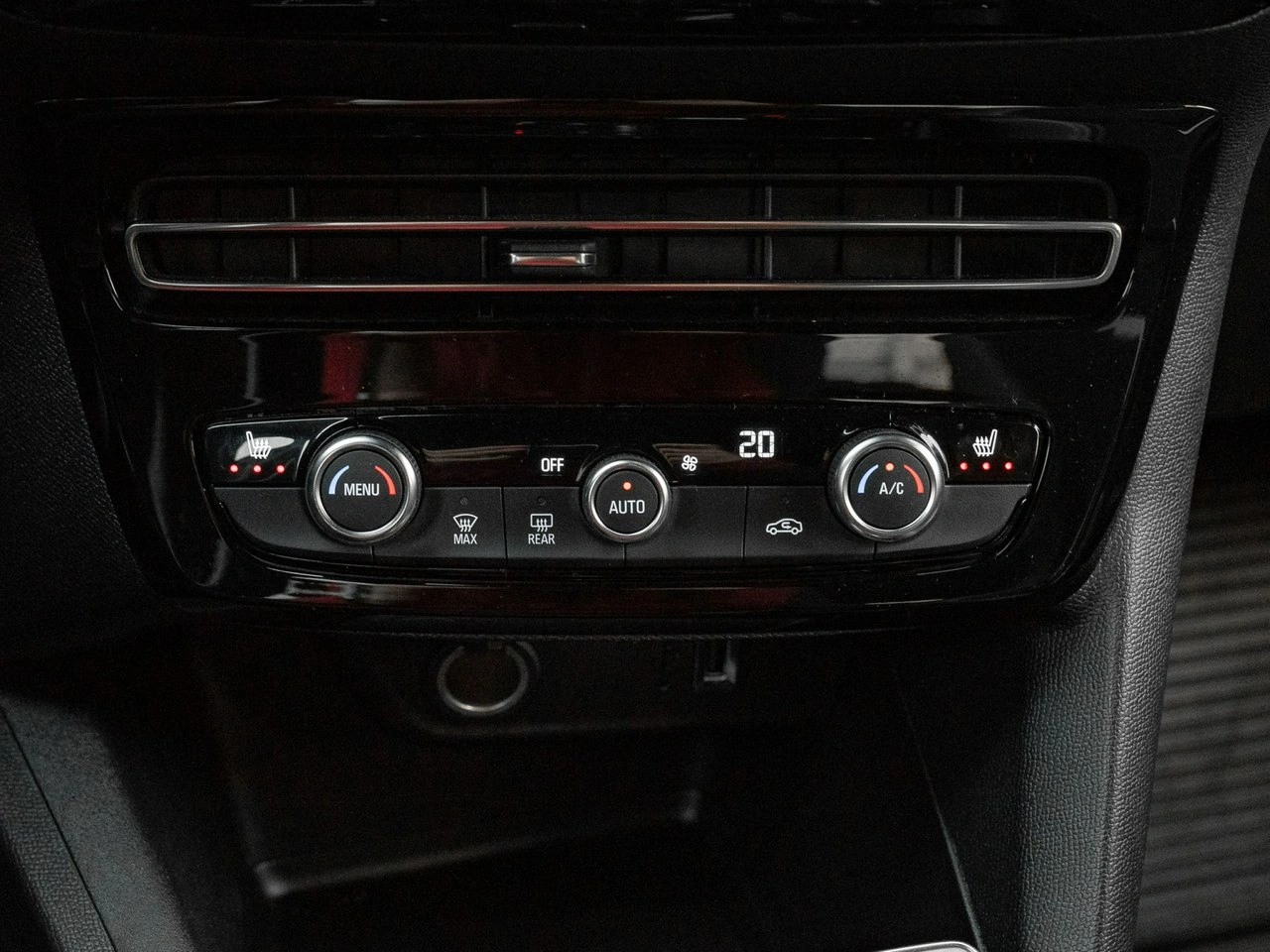 Opel Mokka - Zdjęcie 18