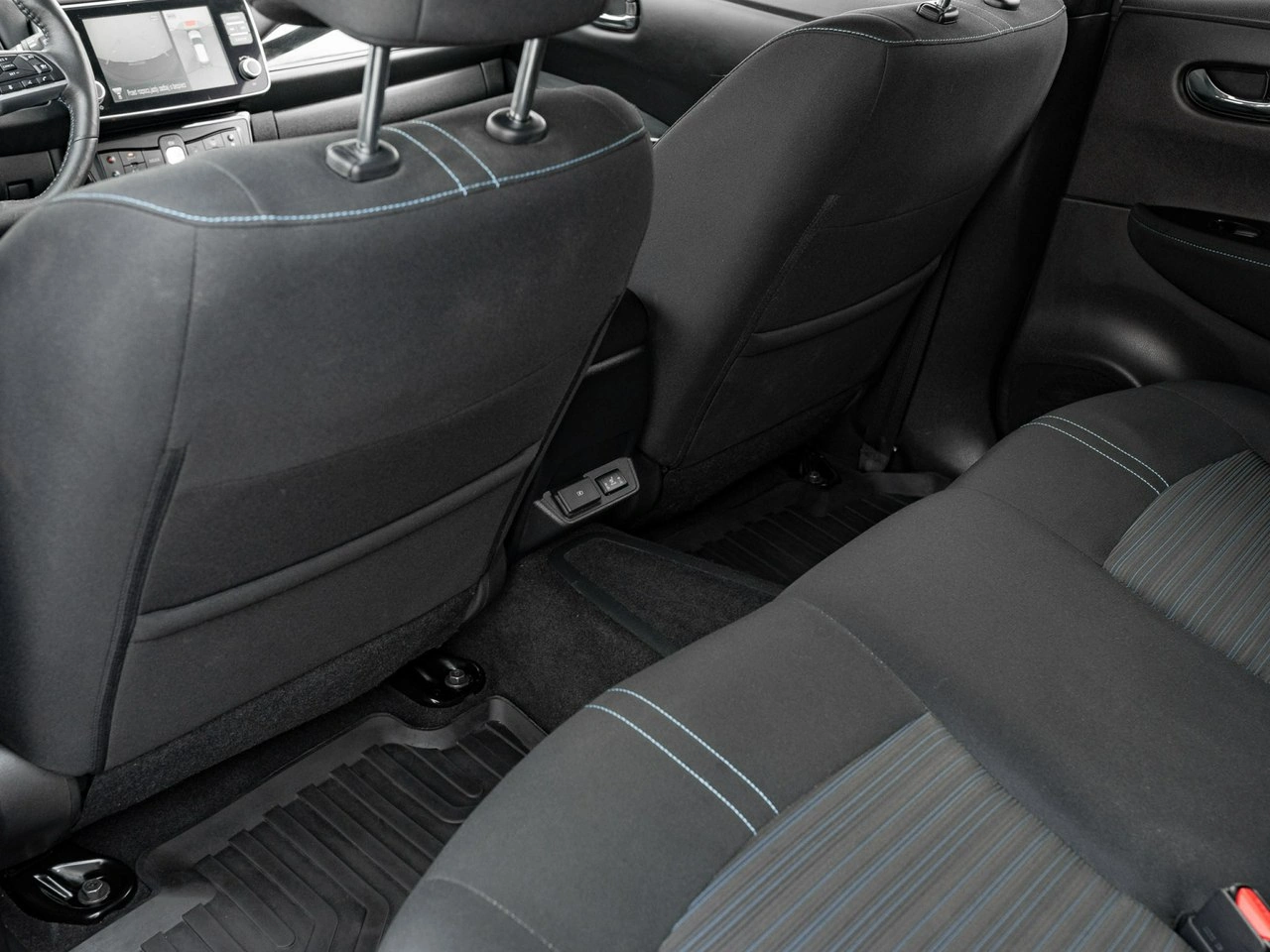 Nissan Leaf - Zdjęcie 28