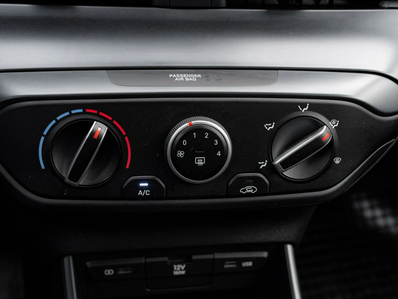 Hyundai Bayon - Zdjęcie 16