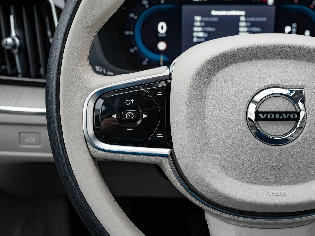 Volvo XC 60 - Zdjęcie 13