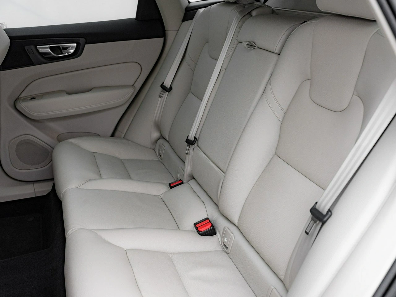 Volvo XC 60 - Zdjęcie 23