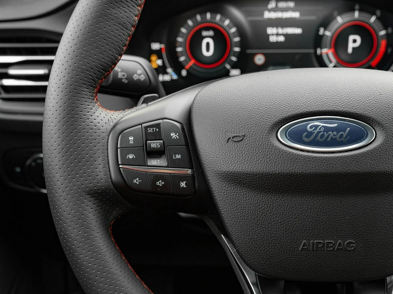 Ford Focus - Zdjęcie 15