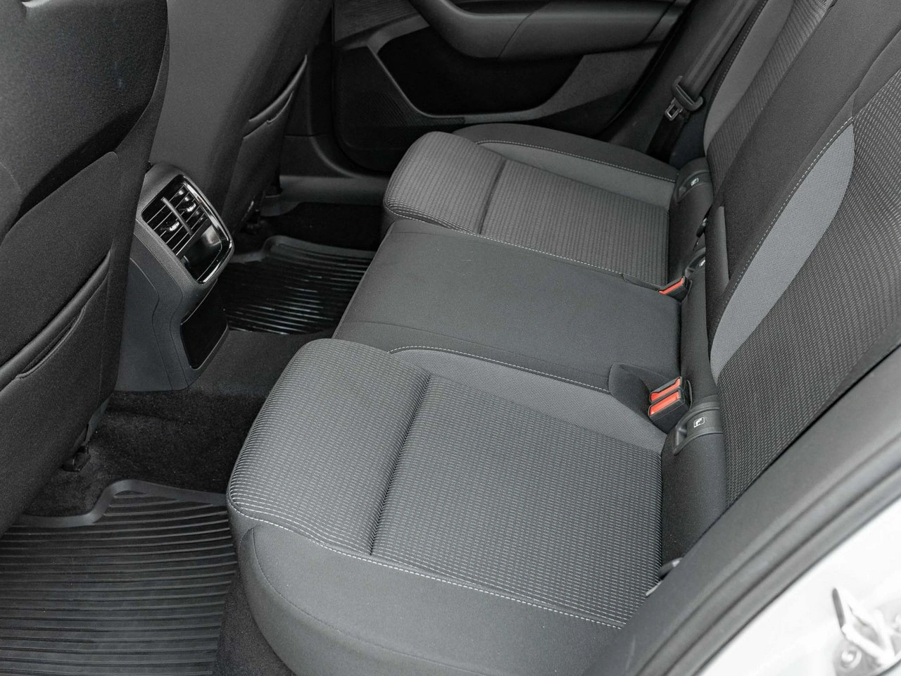 Skoda Octavia - Zdjęcie 25