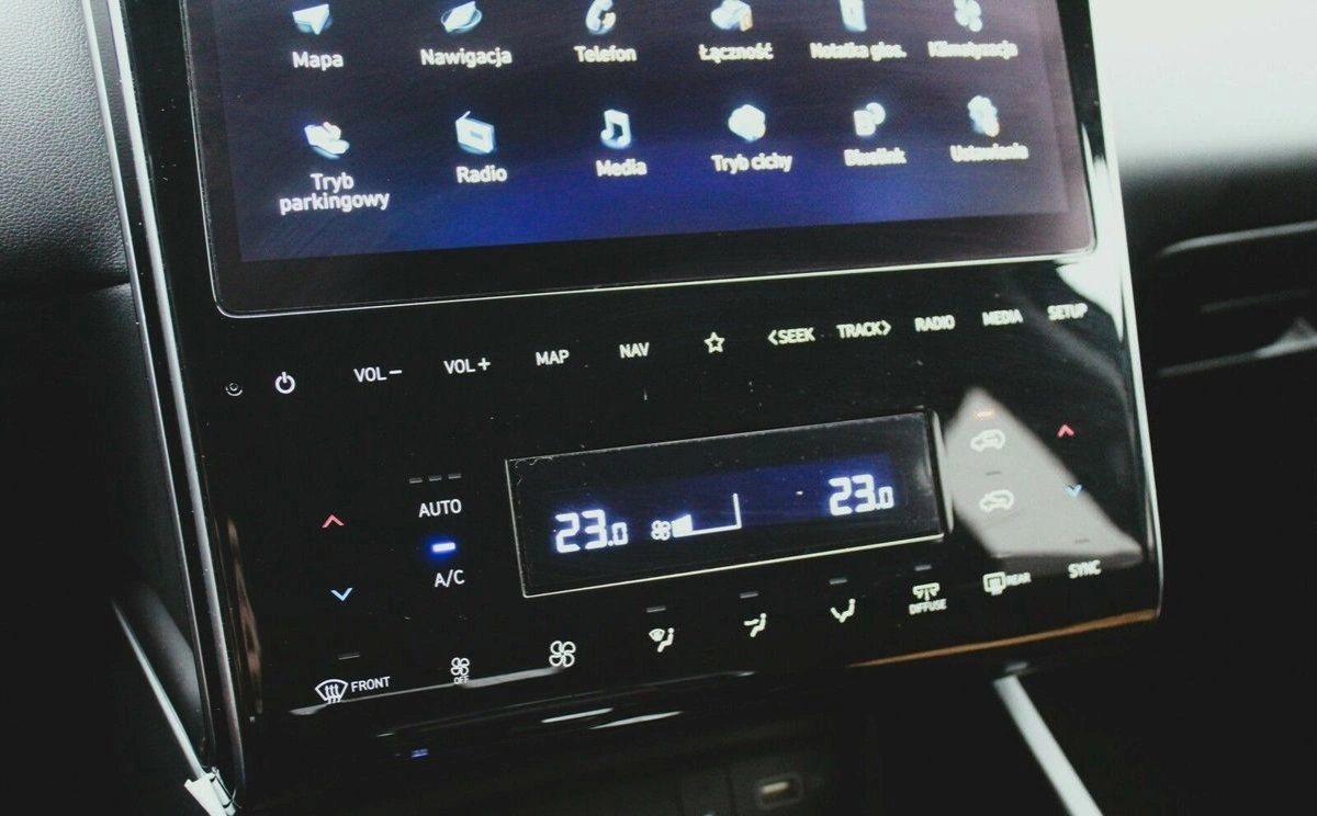 Hyundai Tucson - Zdjęcie 16