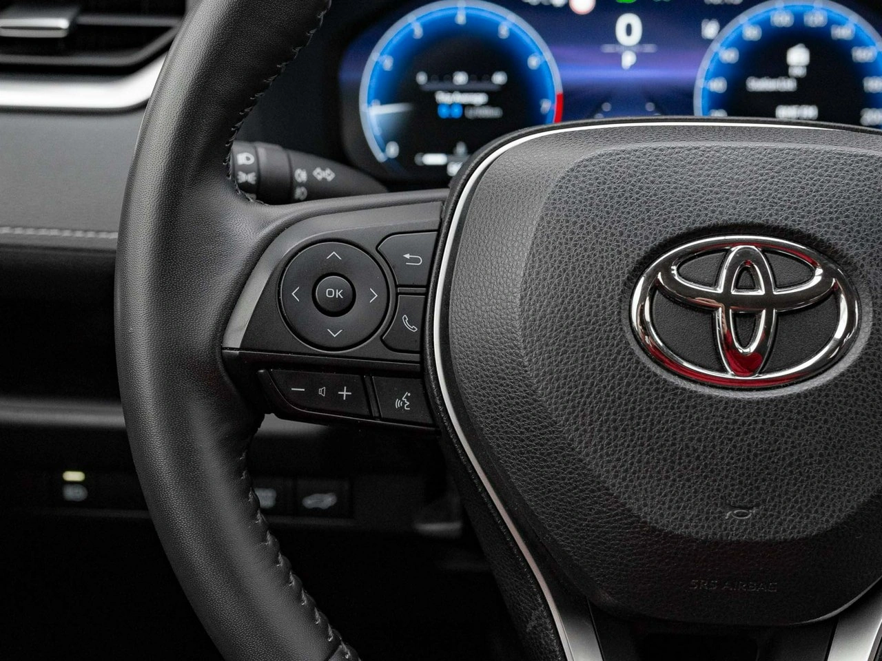 Toyota RAV-4 - Zdjęcie 15