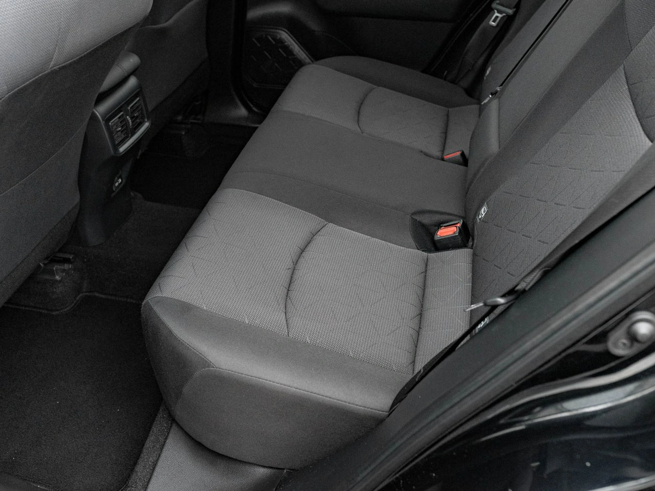 Toyota RAV-4 - Zdjęcie 26