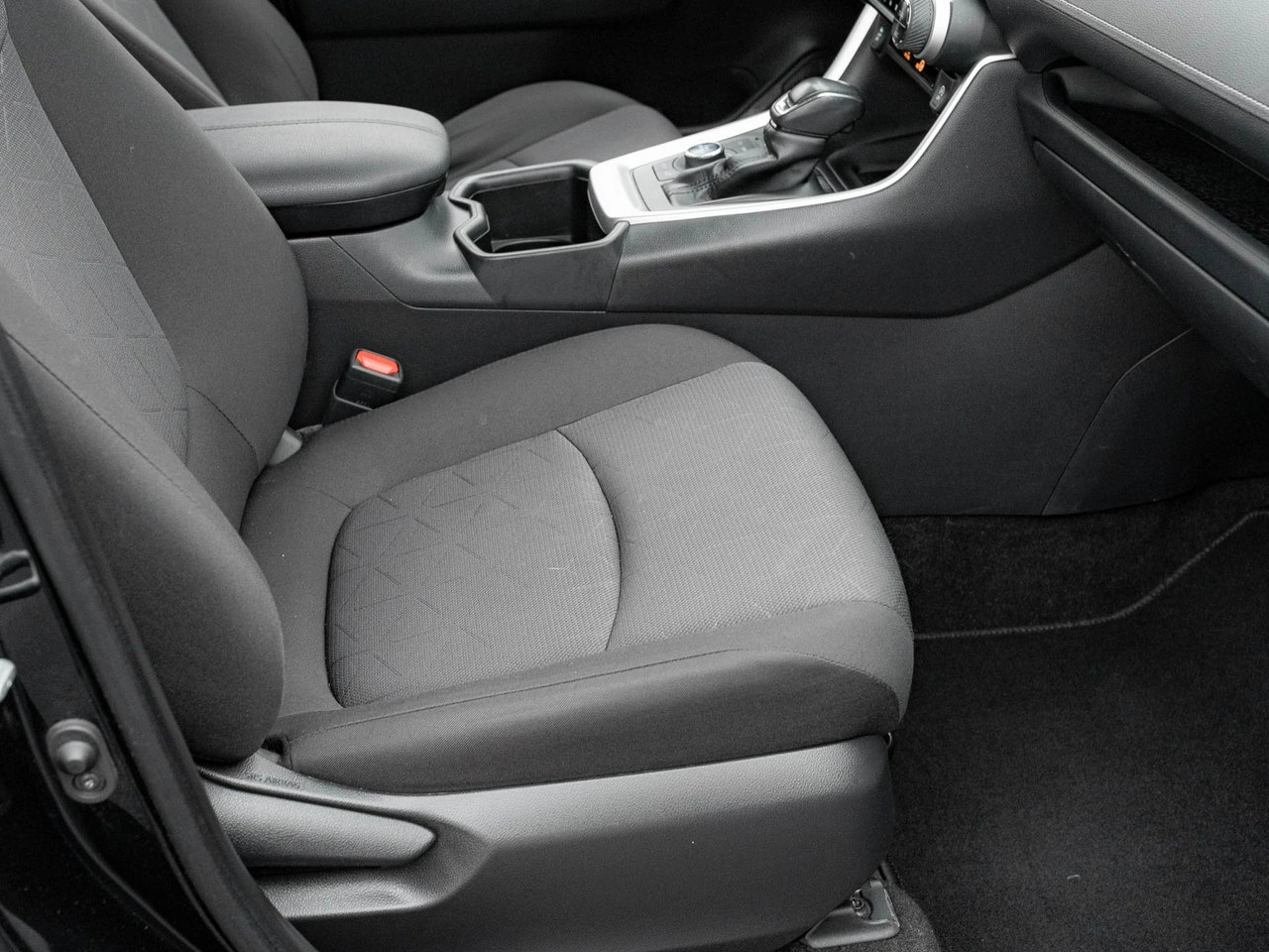 Toyota RAV-4 - Zdjęcie 32