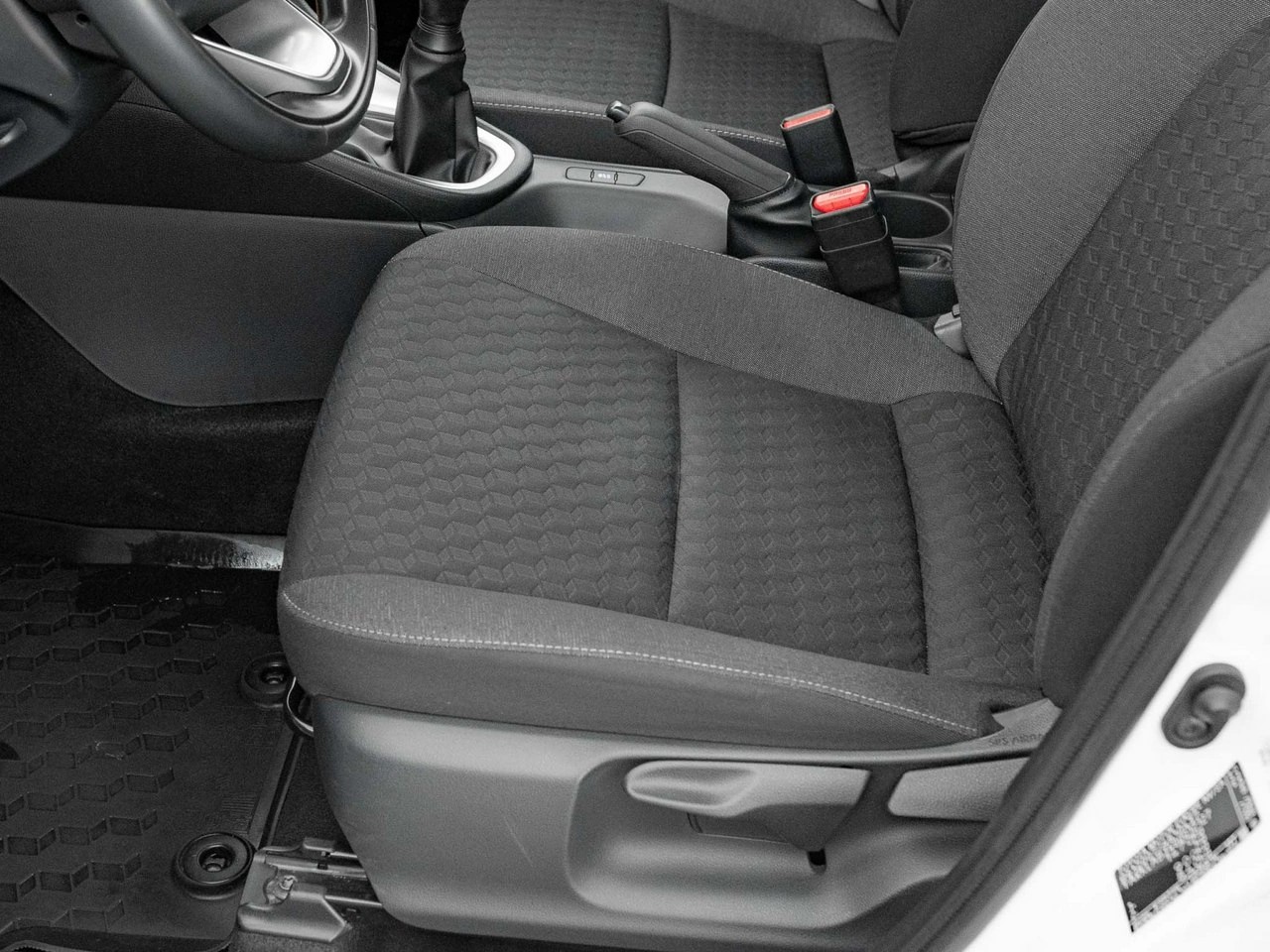 Toyota Yaris - Zdjęcie 11