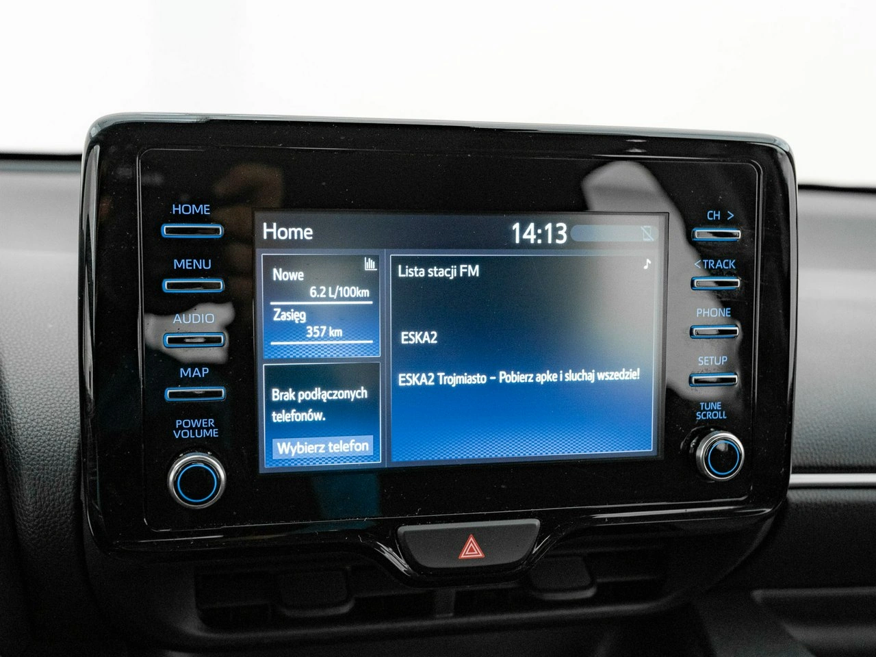 Toyota Yaris - Zdjęcie 18