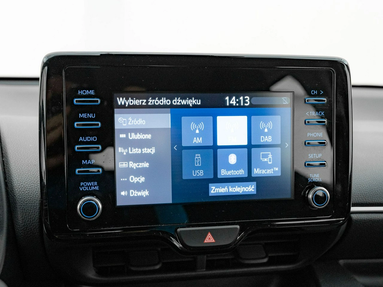 Toyota Yaris - Zdjęcie 19