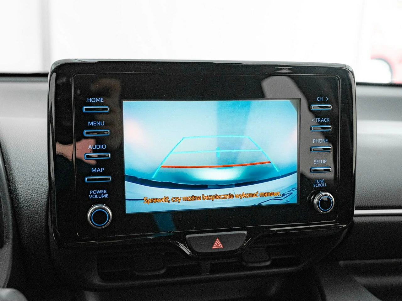 Toyota Yaris - Zdjęcie 21