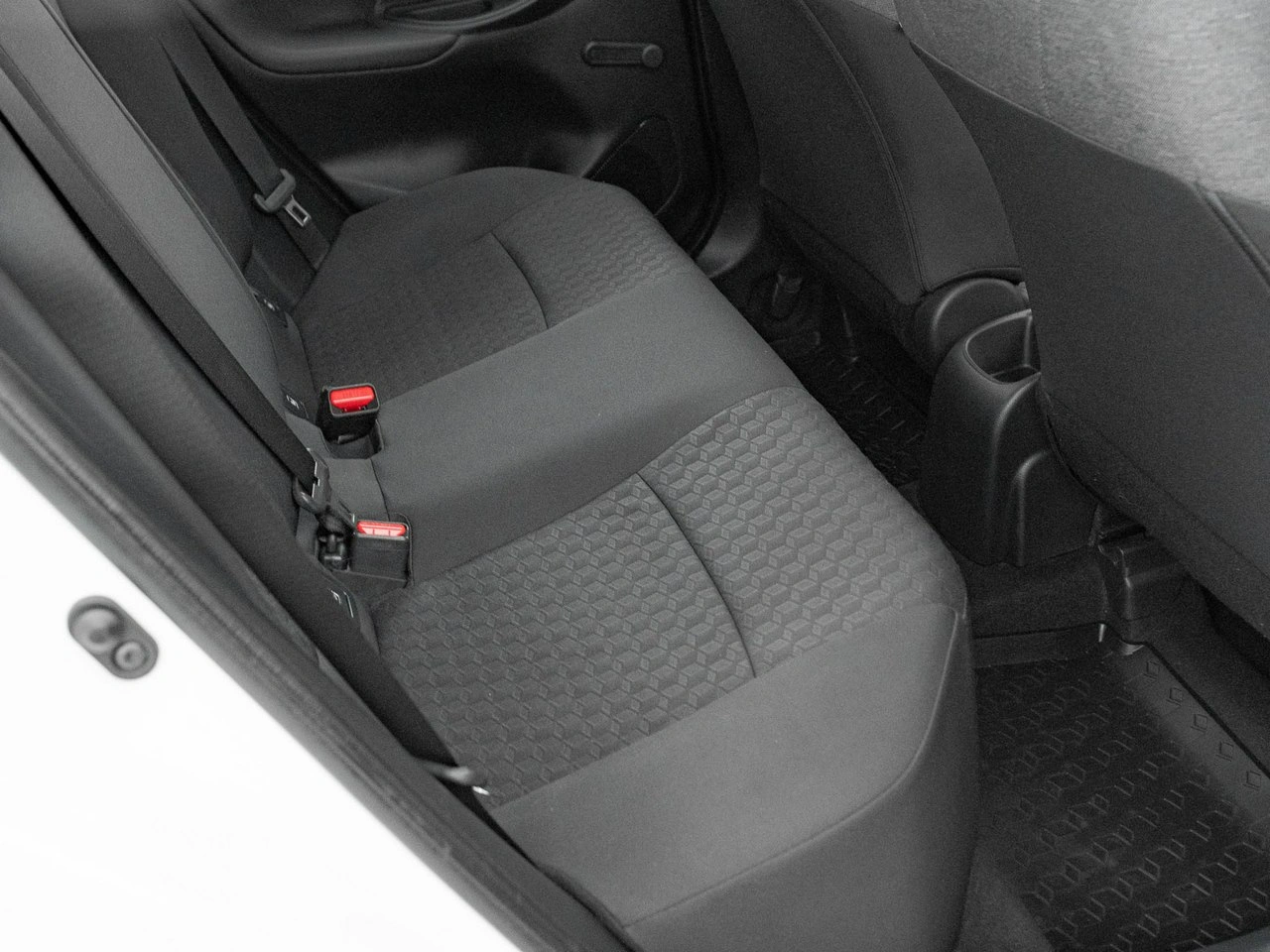 Toyota Yaris - Zdjęcie 27