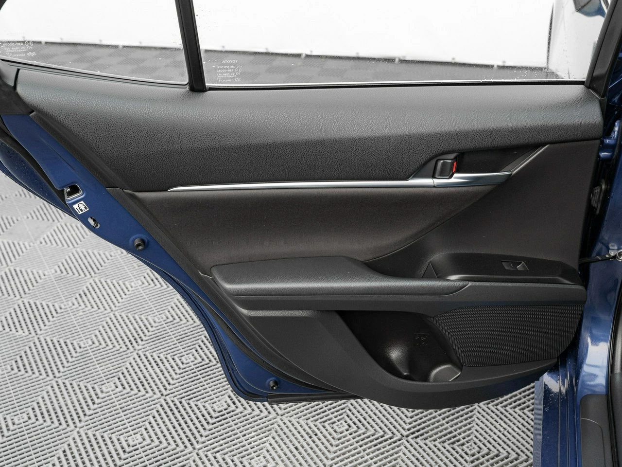 Toyota Camry - Zdjęcie 23