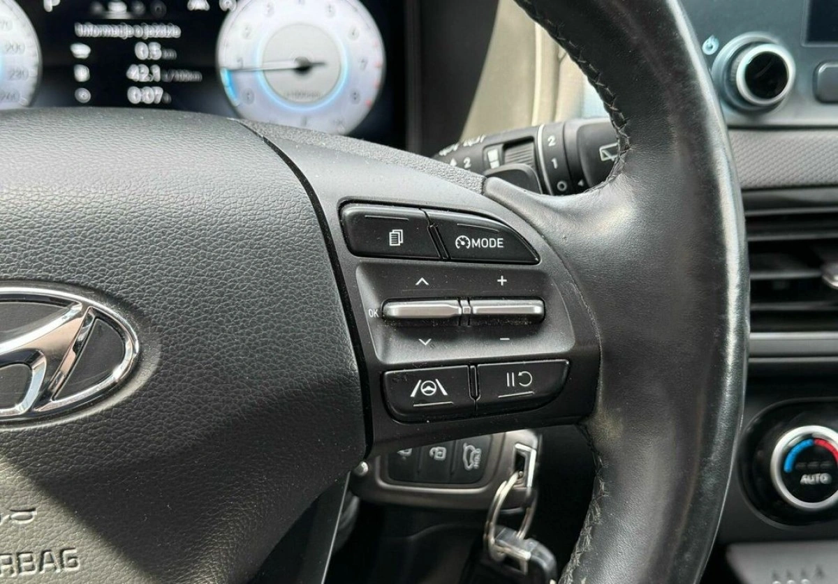 Hyundai Kona - Zdjęcie 13