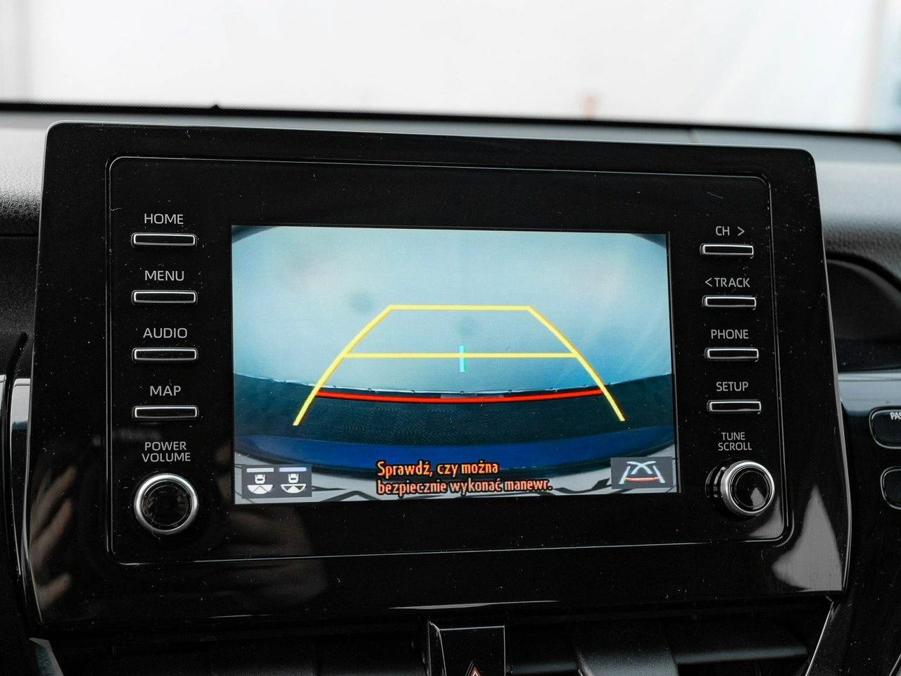 Toyota Camry - Zdjęcie 19